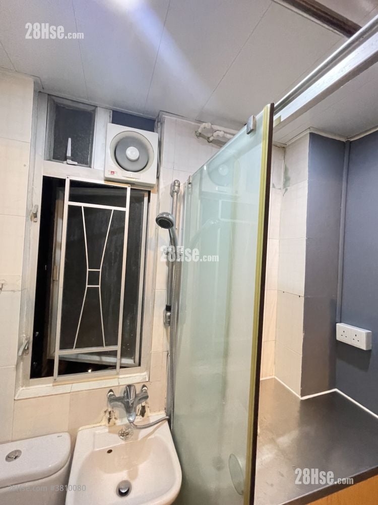 Kwong Yu Building Rental 1 Bedroom , 1 Bathroom 140 ft²