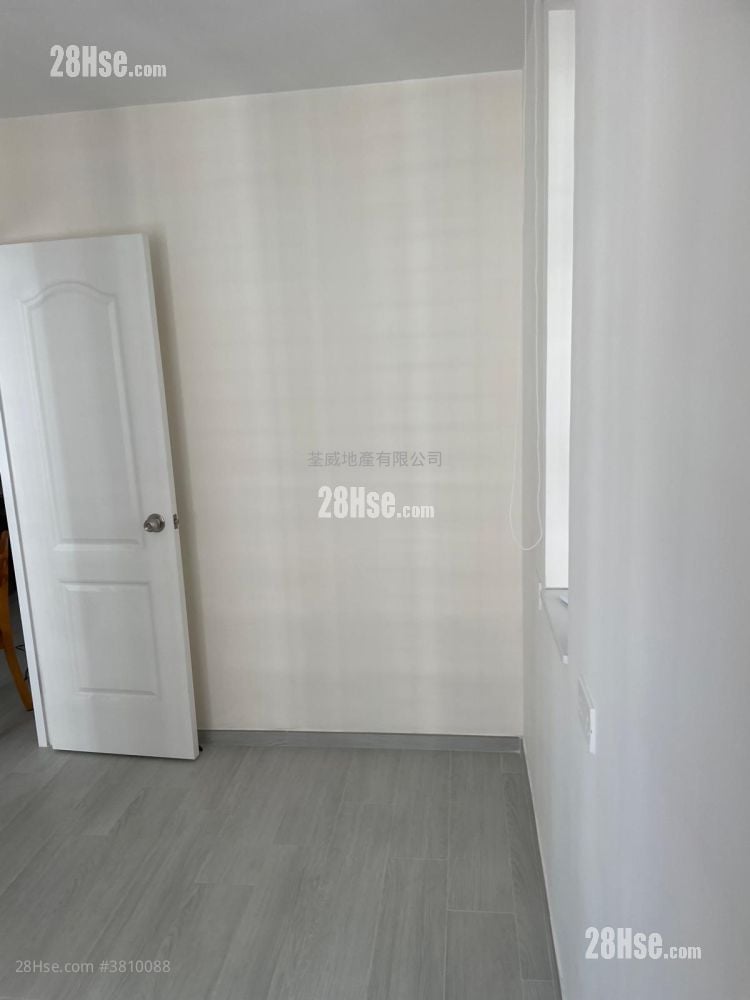 Kai Cheung Court Sell 385 ft²