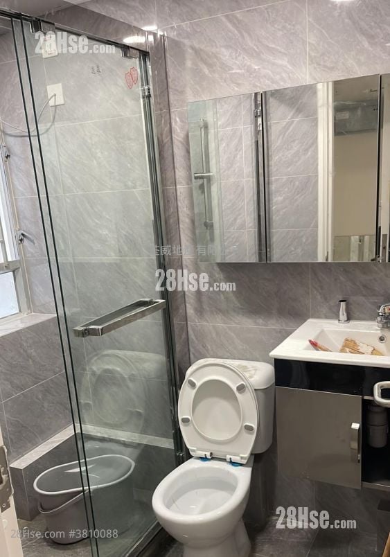 Kai Cheung Court Sell 385 ft²