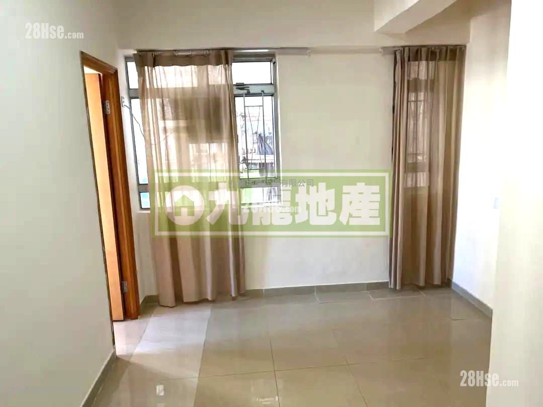 Hong Ning Building Sell 2 Bedrooms , 1 Bathroom 330 ft²