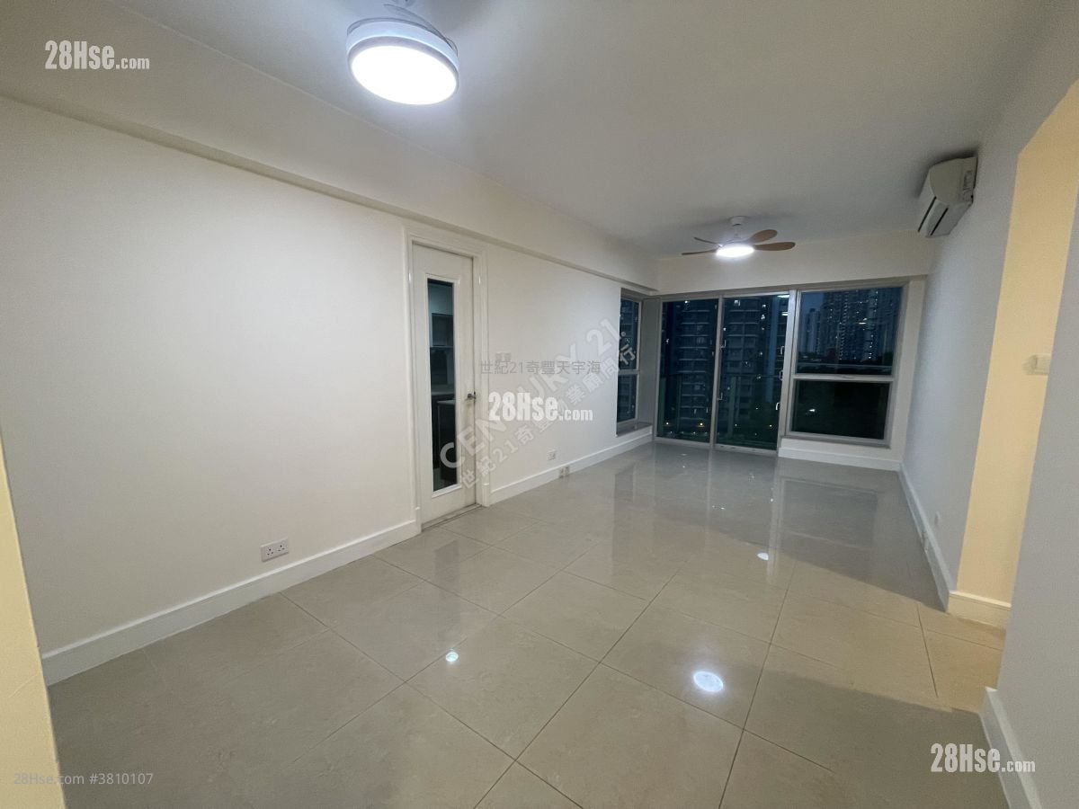 Oceanaire Rental 3 Bedrooms , 2 Bathrooms 785 ft²