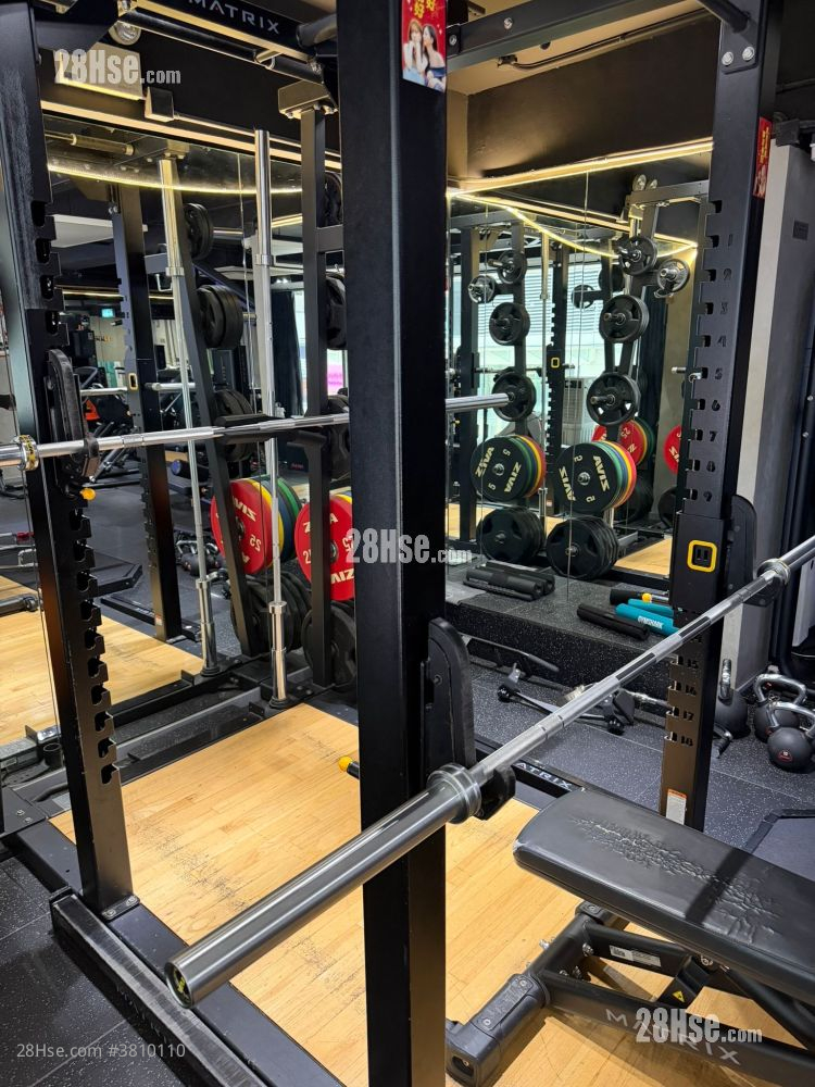 昆辉大厦 租盘 开放式间隔 , 3 厕所 1,800 平方尺