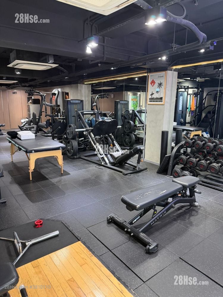 昆辉大厦 租盘 开放式间隔 , 3 厕所 1,800 平方尺