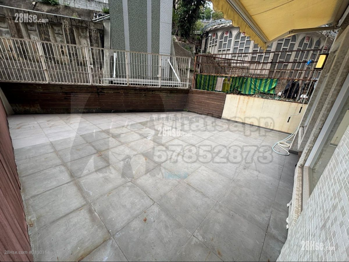 康辉大厦 售盘 2 房 , 1 浴室 210 平方尺