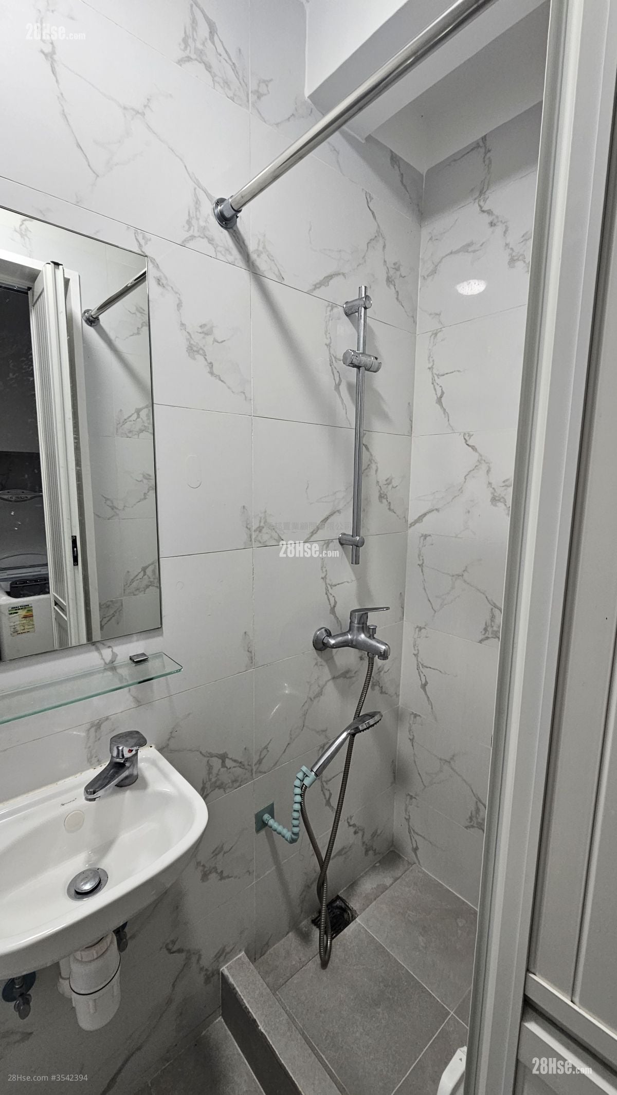 Tung Cheung Building Rental Studio , 1 Bathroom 267 ft²