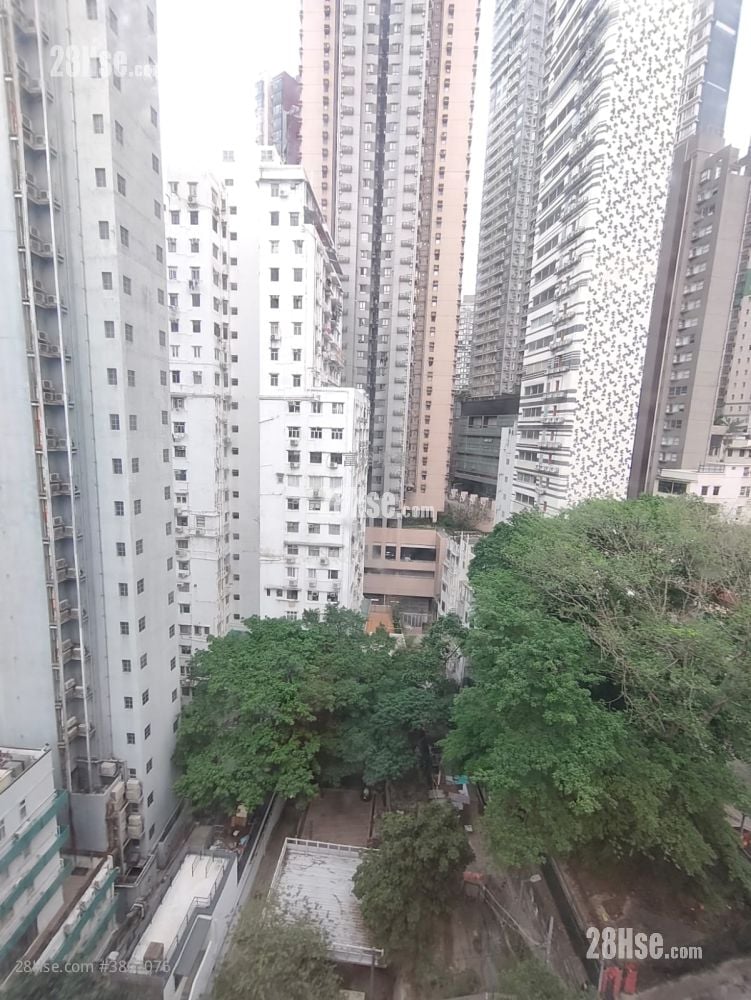 裕利大厦 租盘 2 房 , 1 浴室 280 平方尺