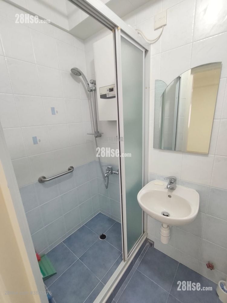 裕利大厦 租盘 2 房 , 1 浴室 280 平方尺