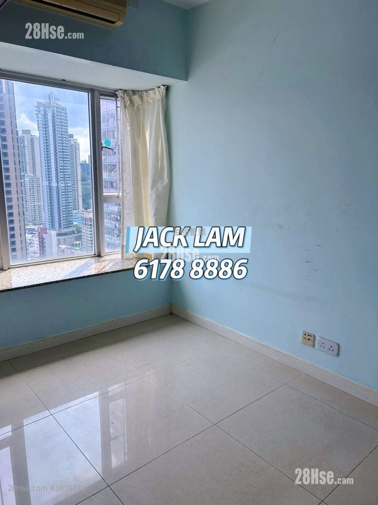 Sky Tower Sell 2 Bedrooms , 1 Bathroom 539 ft²