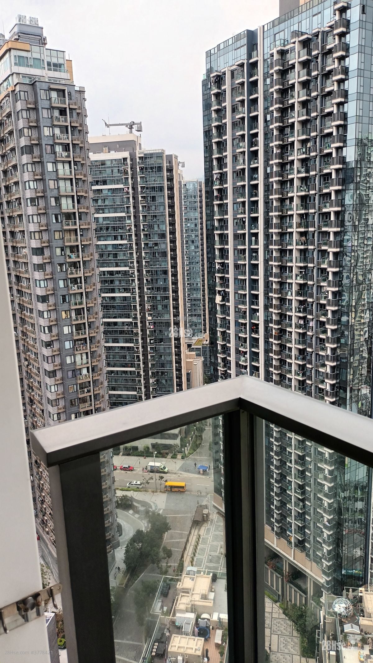 Victoria Skye Rental 2 Bedrooms , 1 Bathroom 460 ft²