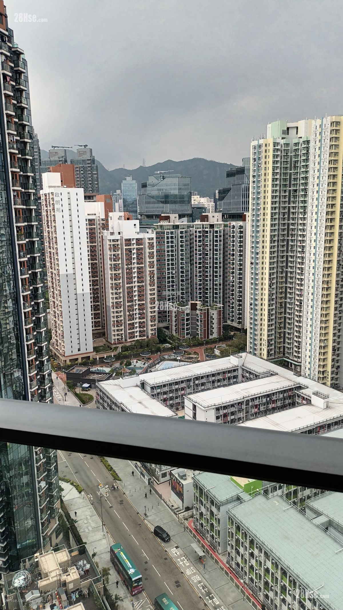 Victoria Skye Rental 2 Bedrooms , 1 Bathroom 460 ft²