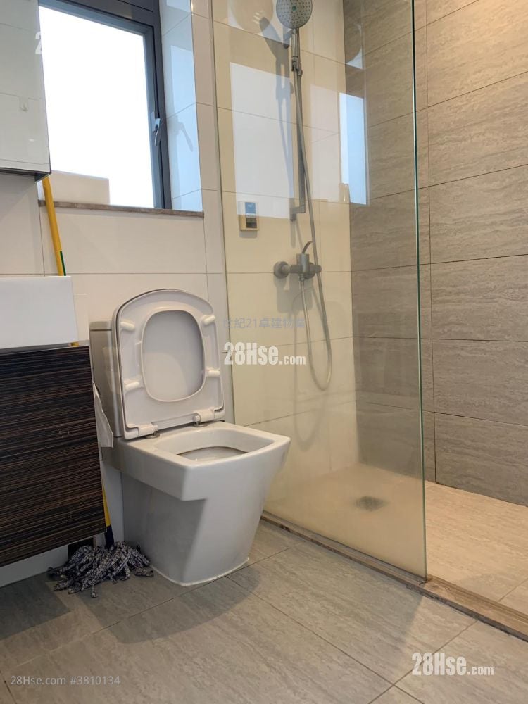 Jade Suites Rental 2 Bedrooms , 1 Bathroom 414 ft²