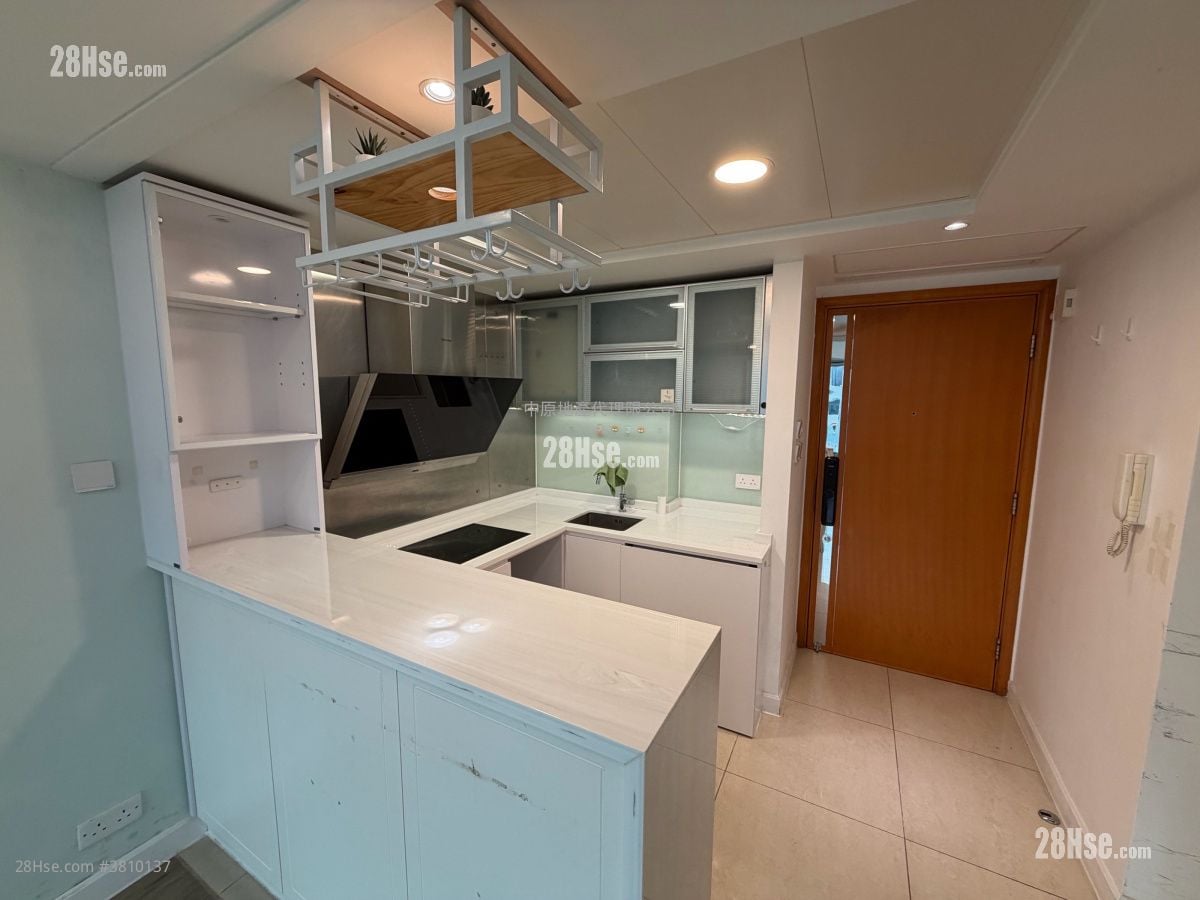 kitchen: Chelsea Court Sell 2 Bedrooms , 1 Bathroom 450 ft²