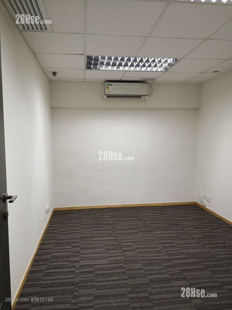 香港工业中心 租盘 120 平方尺