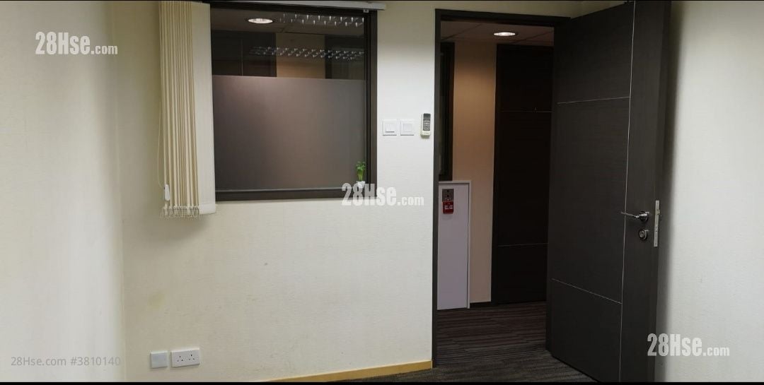 香港工业中心 租盘 120 平方尺