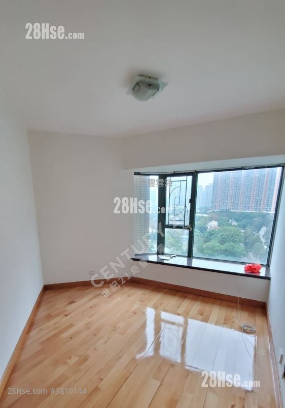 海典居 租盘 3 房 , 2 浴室 1,066 平方尺