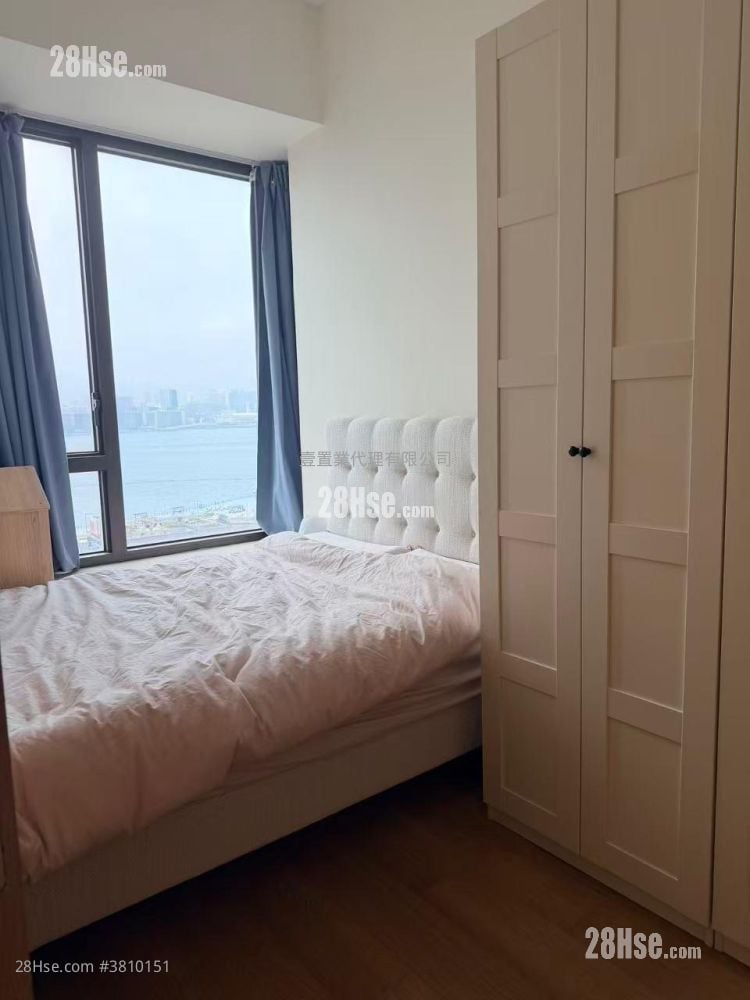 The Gloucester Rental 1 Bedroom , 1 Bathroom 368 ft²