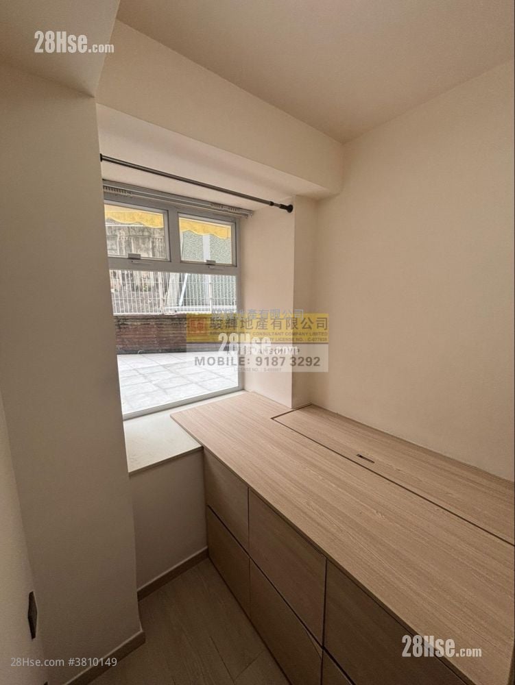 康辉大厦 售盘 2 房 , 1 浴室 210 平方尺