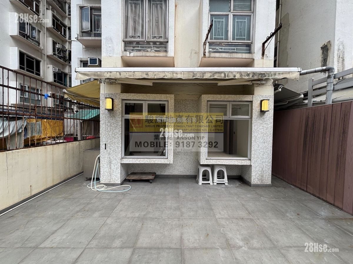 康辉大厦 售盘 2 房 , 1 浴室 210 平方尺