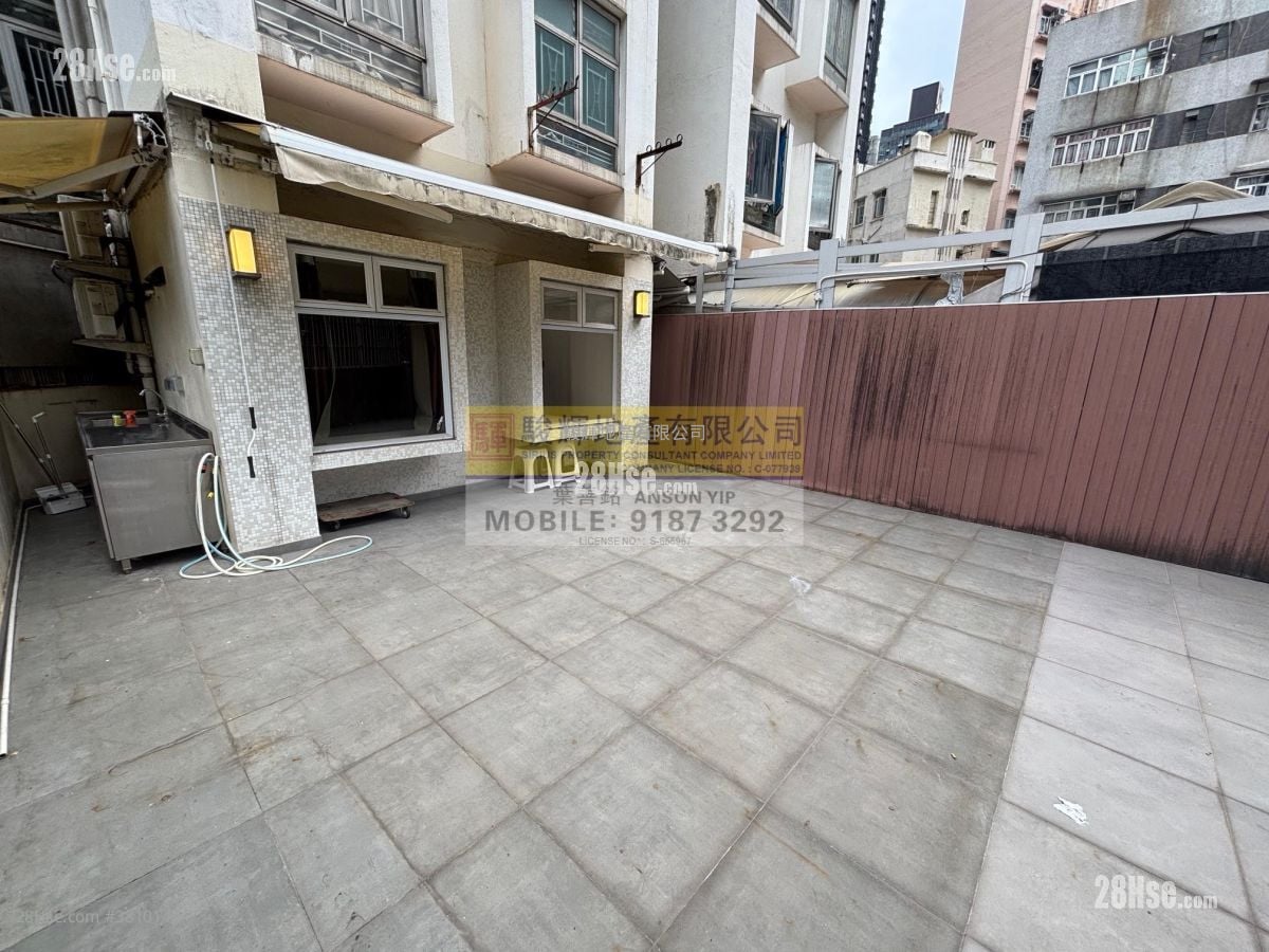 康辉大厦 售盘 2 房 , 1 浴室 210 平方尺