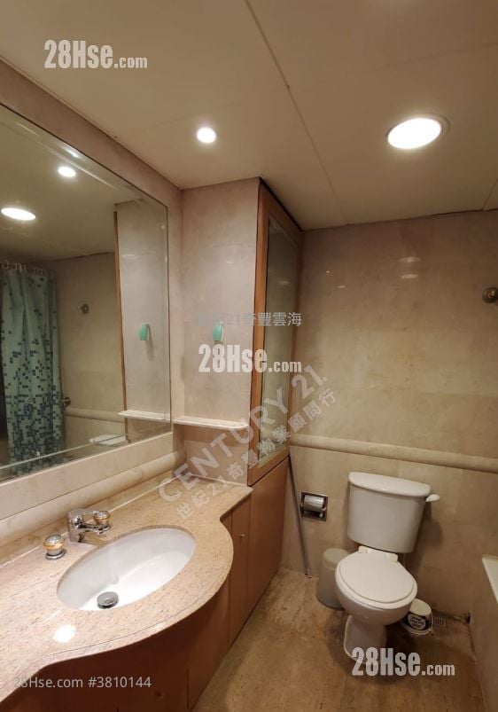 海典居 租盘 3 房 , 2 浴室 1,066 平方尺