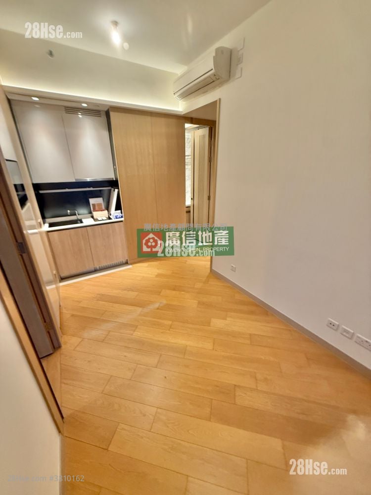 One Soho Sell 1 Bedroom , 1 Bathroom 320 ft²