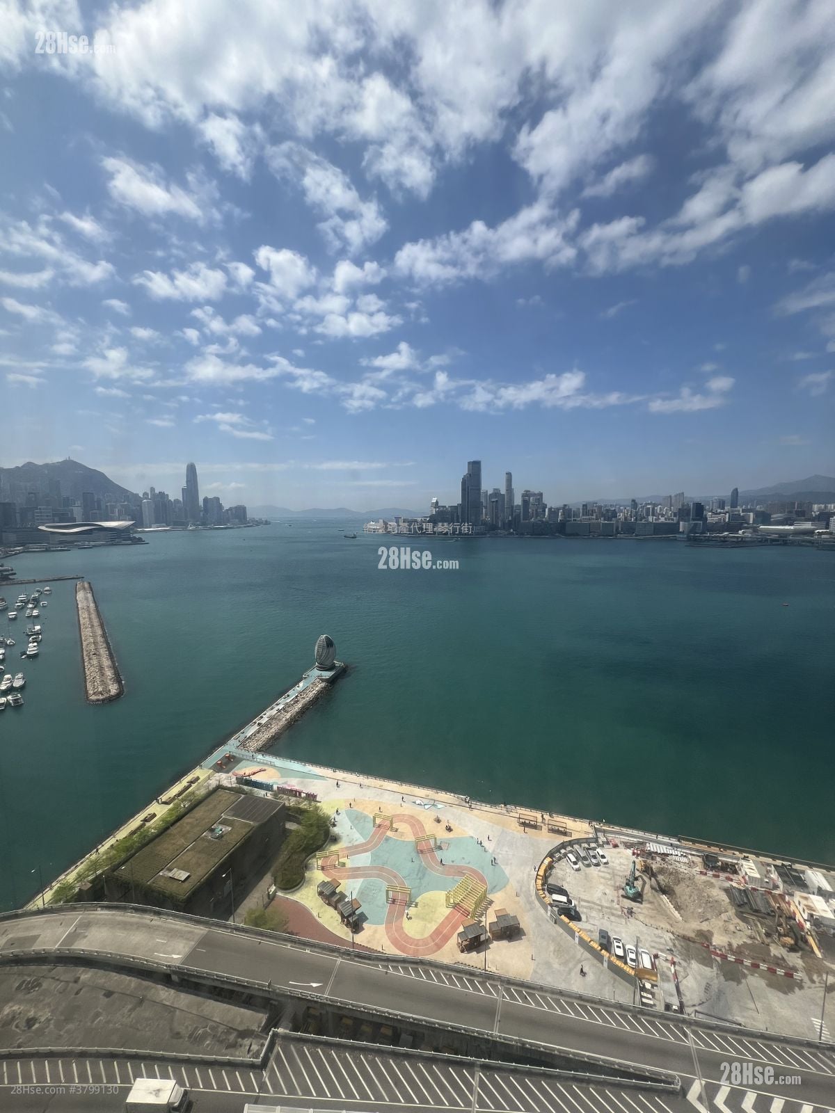 Victoria Centre Rental 2 Bedrooms , 1 Bathroom 524 ft²