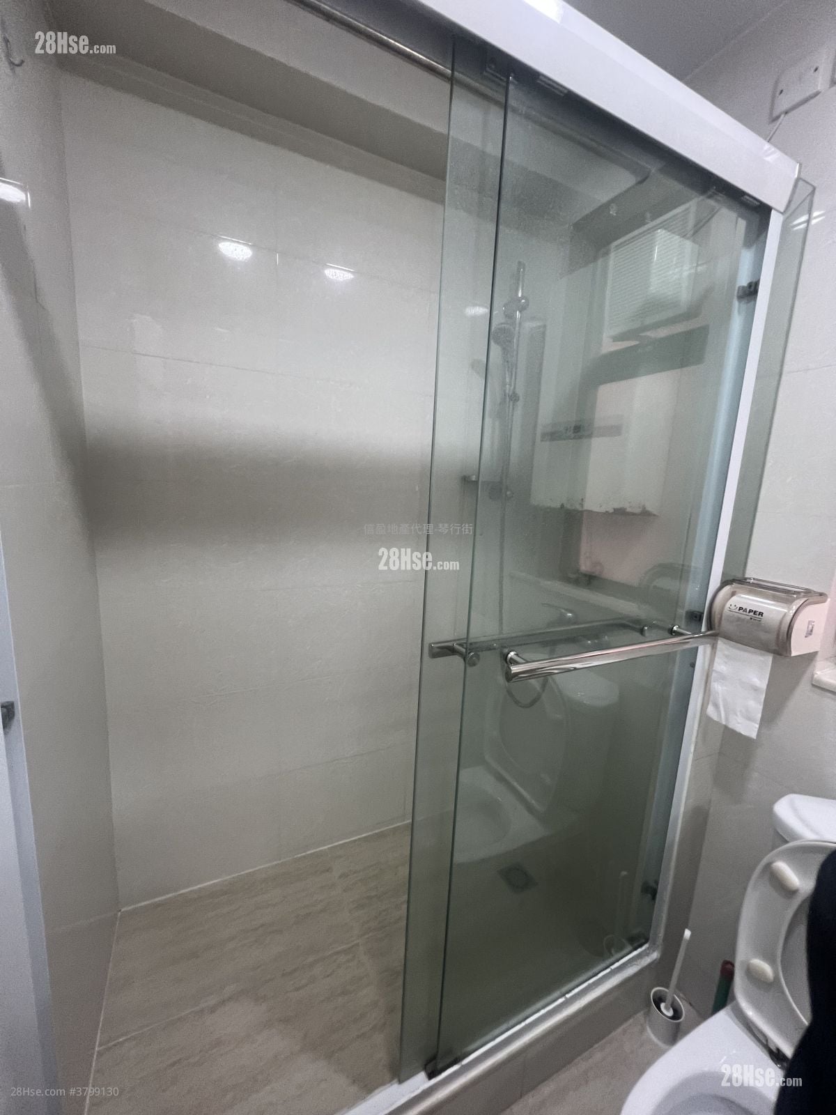 Victoria Centre Rental 2 Bedrooms , 1 Bathroom 524 ft²