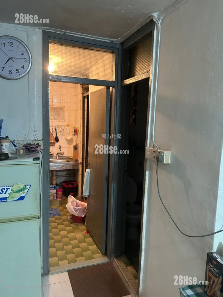 Hang On House Sell 1 Bedroom , 1 Bathroom 349 ft²