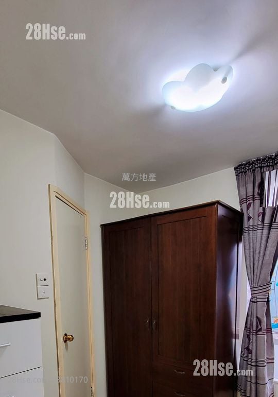 Kwong Lam Court Sell 3 Bedrooms , 1 Bathroom 543 ft²
