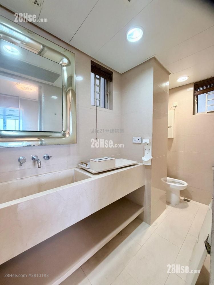 The Harbourside Rental 3 Bedrooms , 3 Bathrooms 2,116 ft²