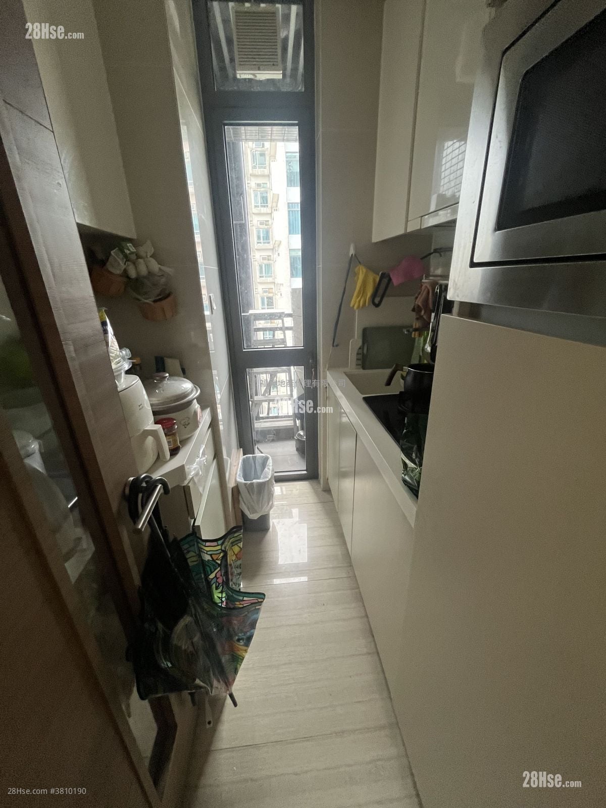 Metro 6 Sell 2 Bedrooms , 1 Bathroom 423 ft²