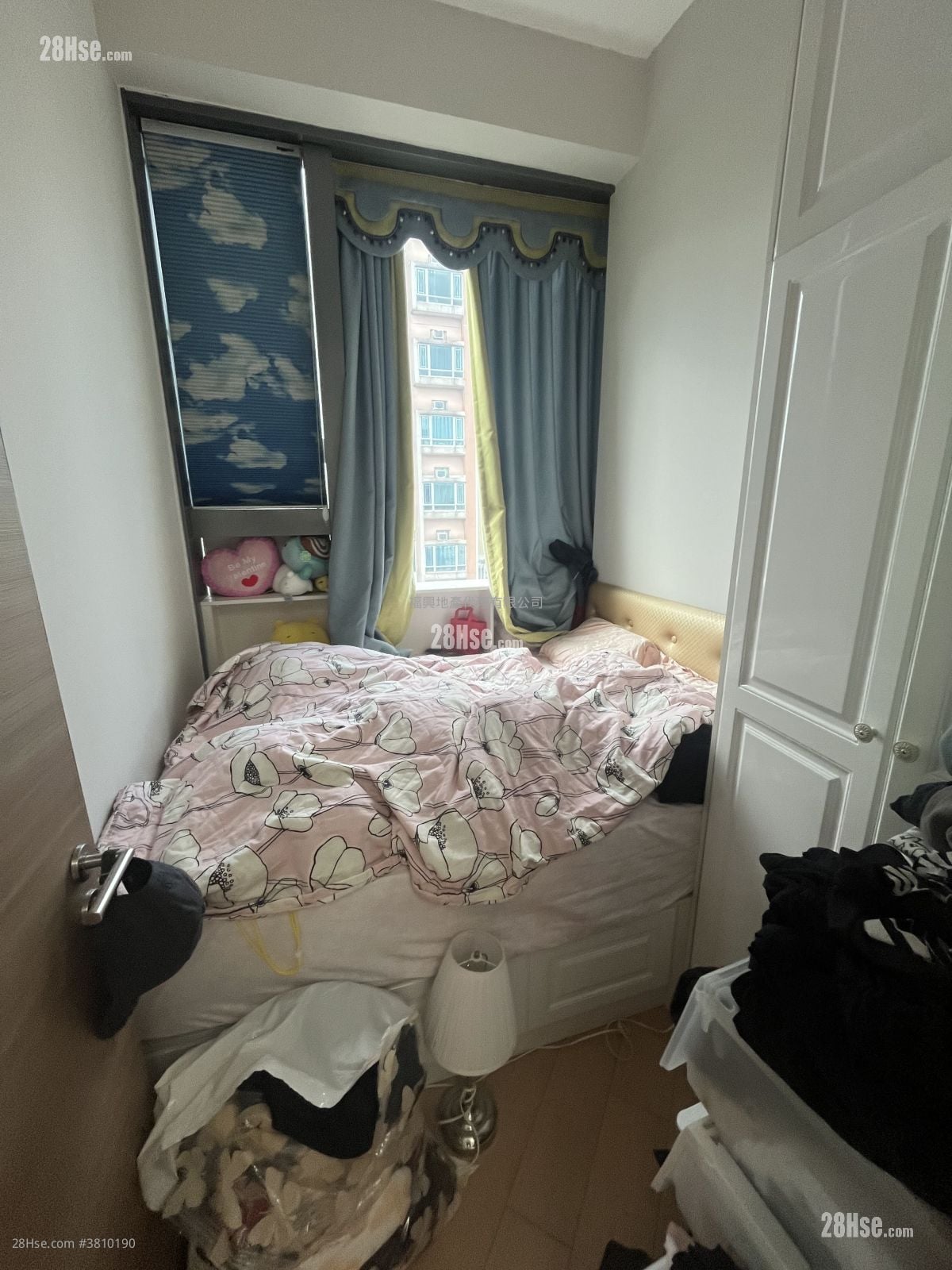 Metro 6 Sell 2 Bedrooms , 1 Bathroom 423 ft²