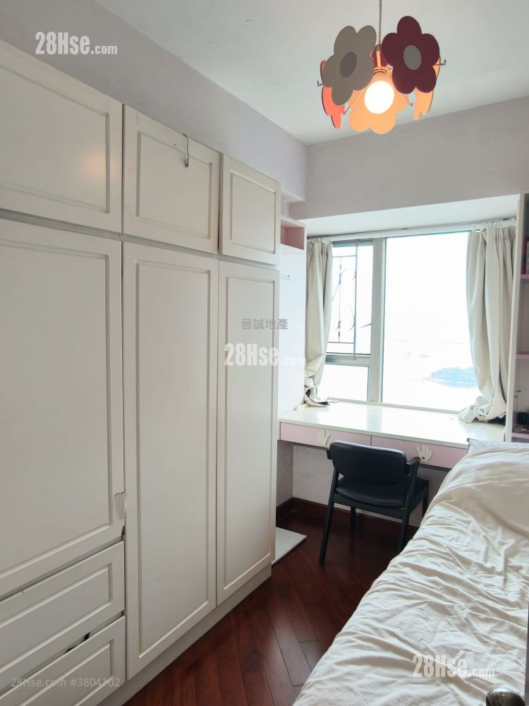 碧堤半岛 售盘 4 房 , 3 浴室 973 平方尺