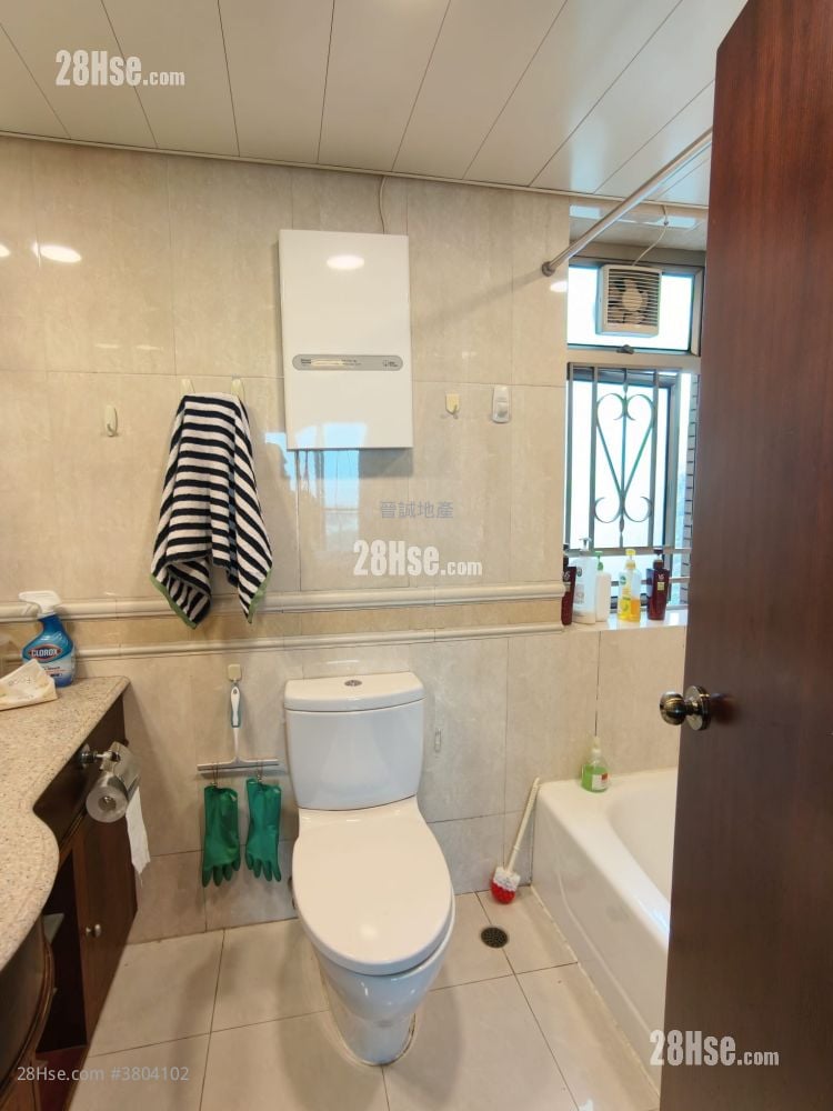 碧堤半岛 售盘 4 房 , 3 浴室 973 平方尺