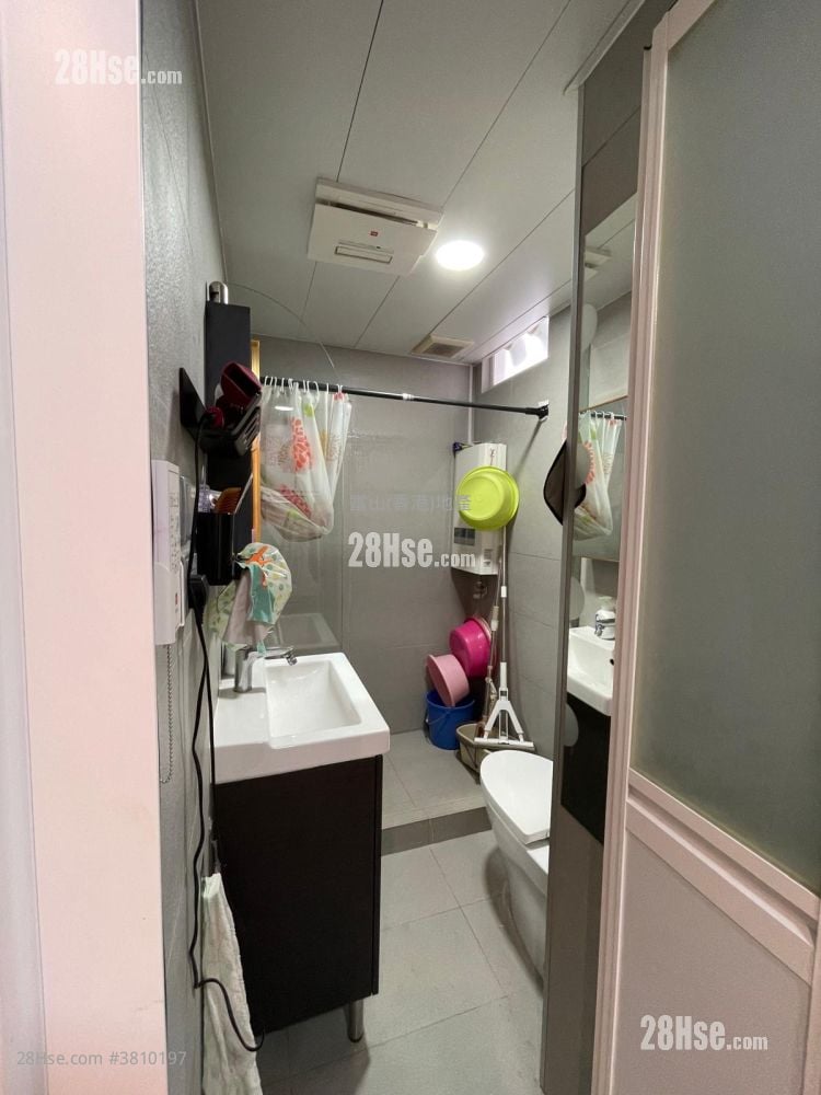 黄大仙下邨 售盘 2 房 , 1 浴室 385 平方尺