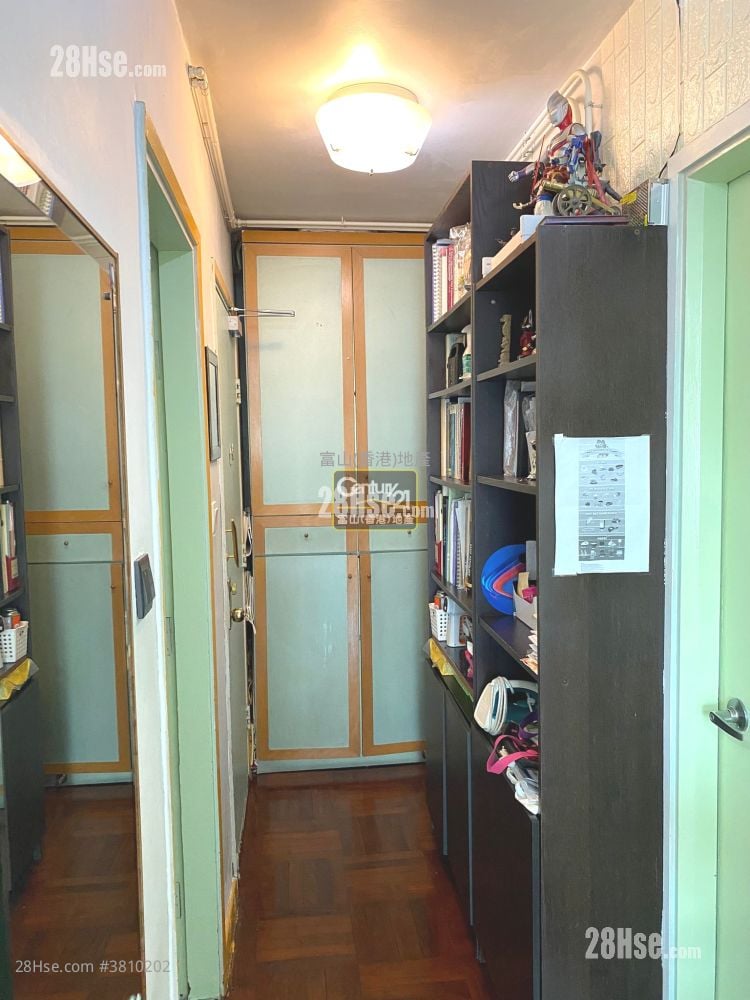 怡发花园 售盘 2 房 , 1 浴室 376 平方尺