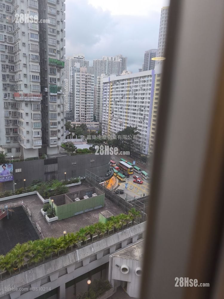 New Kwai Fong Gardens Rental 2 Bedrooms , 1 Bathroom 400 ft²