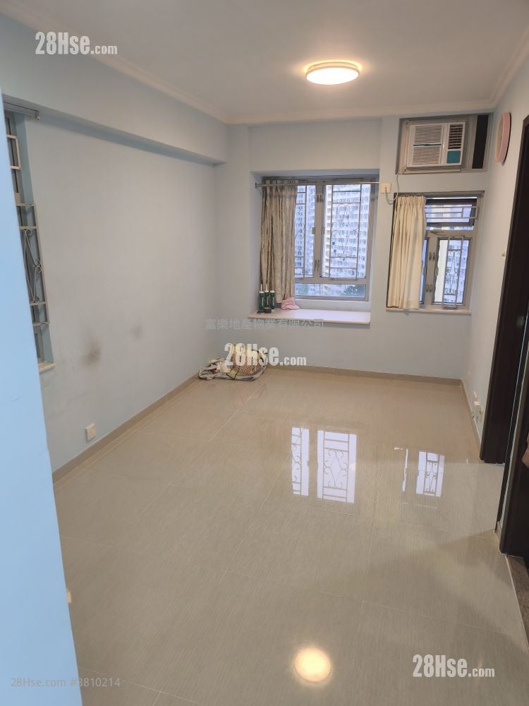New Kwai Fong Gardens Rental 2 Bedrooms , 1 Bathroom 400 ft²