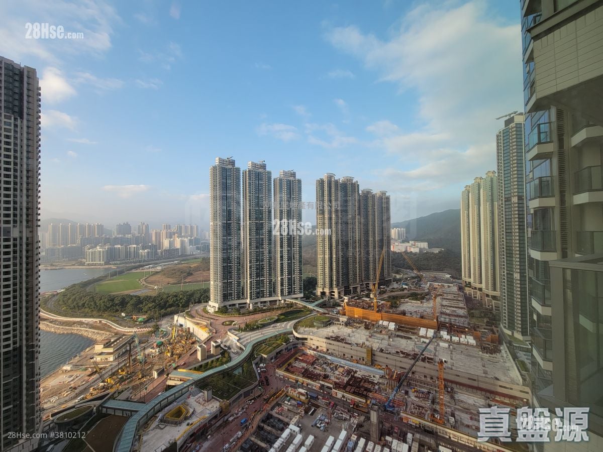 Marini Sell 2 Bedrooms 495 ft²