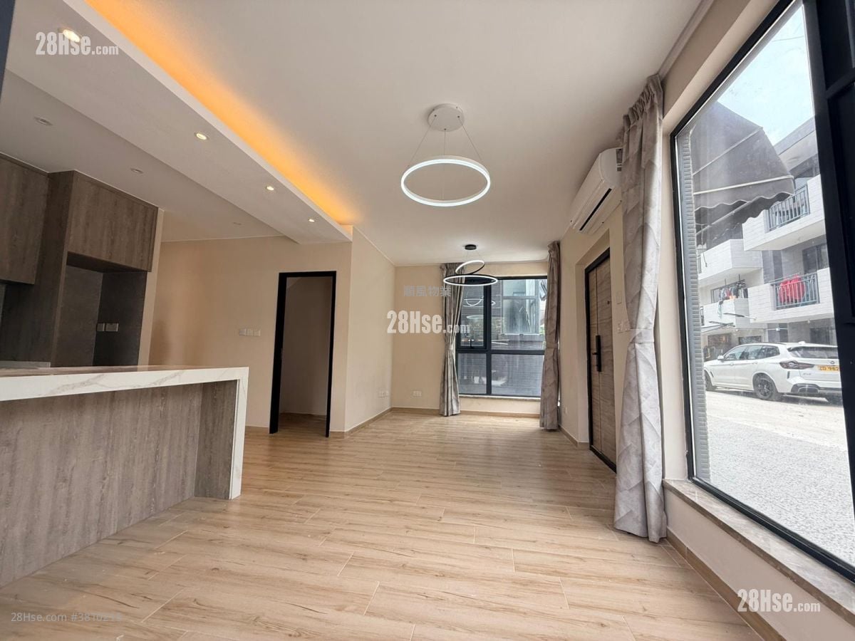 Village Sell 3 Bedrooms 700 ft²