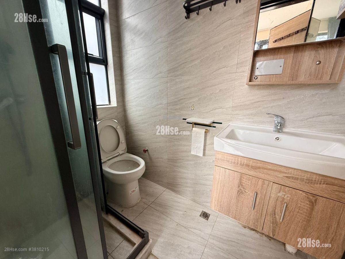 Village Sell 3 Bedrooms 700 ft²