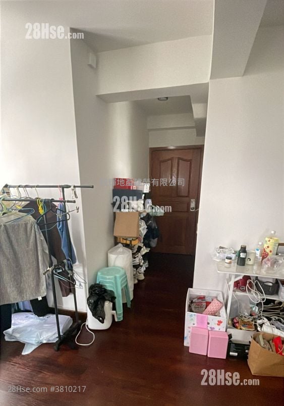 Shun Lee Building Sell 3 Bedrooms , 1 Bathroom 443 ft²