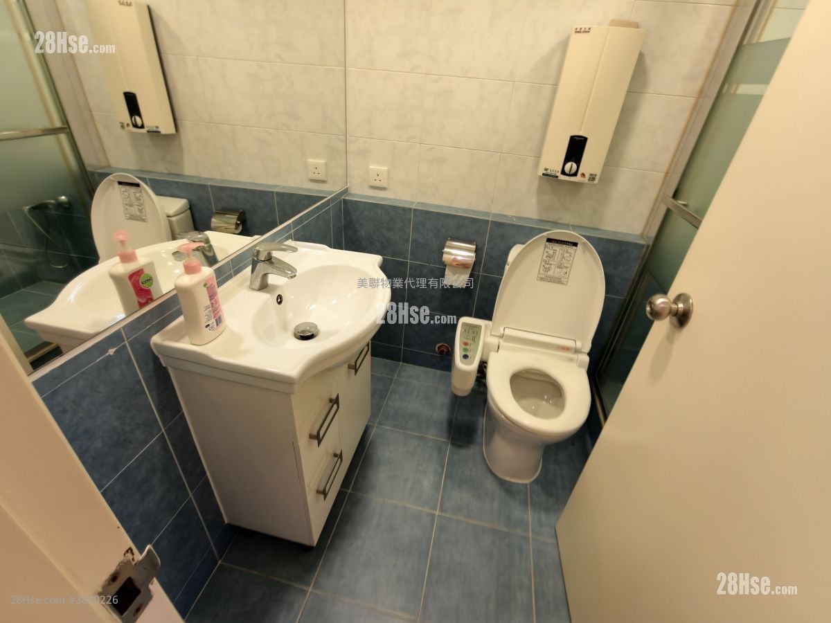 Taikoo Shing Sell 3 Bedrooms , 1 Bathroom 702 ft²