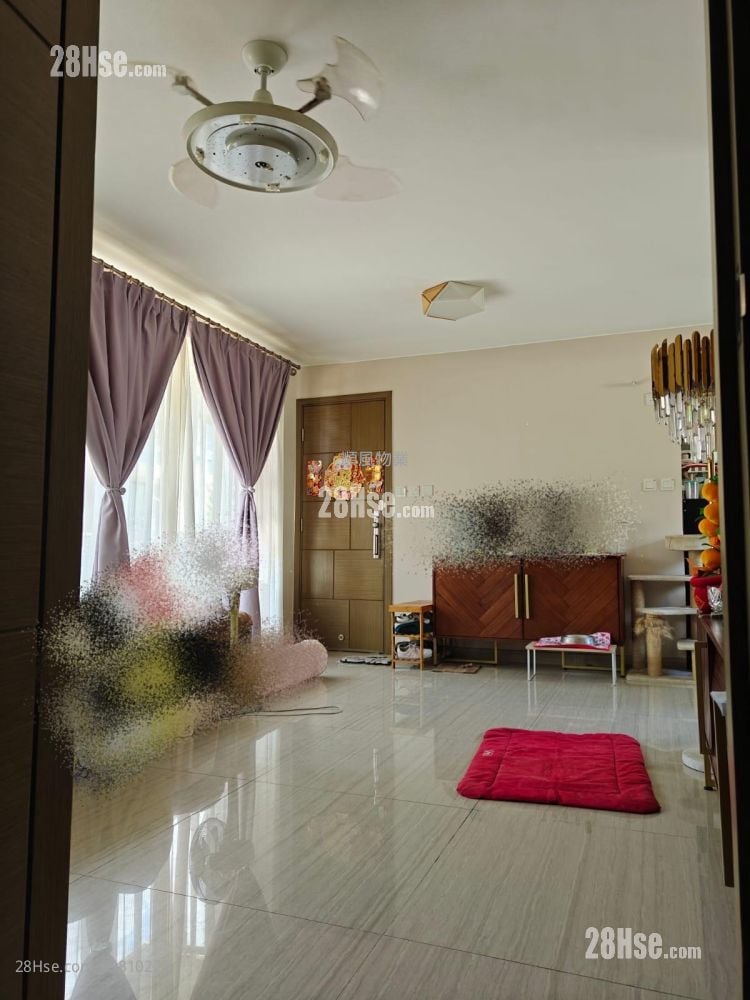 村屋 售盘 2 房 , 2 浴室 700 平方尺