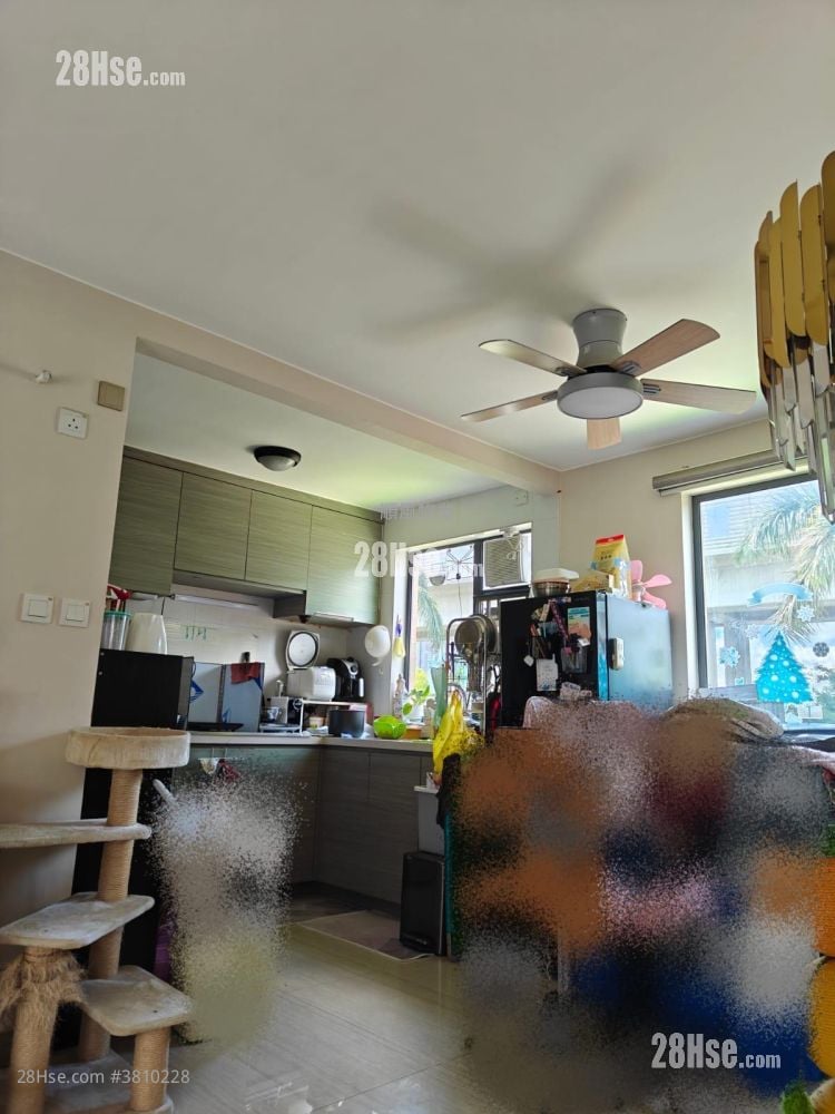 村屋 售盘 2 房 , 2 浴室 700 平方尺