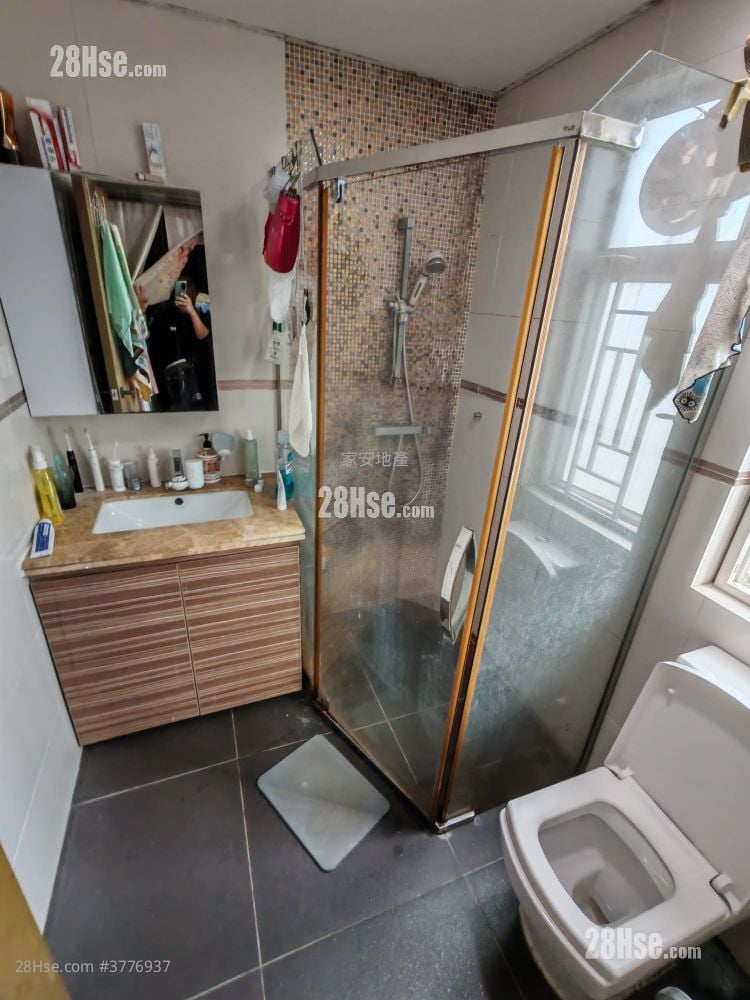 村屋 售盘 3 房 , 1 浴室
