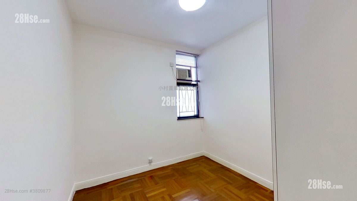 bedroom 2: 5-7 Belfran Road Rental 3 Bedrooms , 1 Bathroom 800 ft²