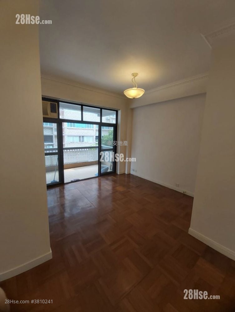 5-7 Belfran Road Rental 3 Bedrooms , 1 Bathroom 800 ft²