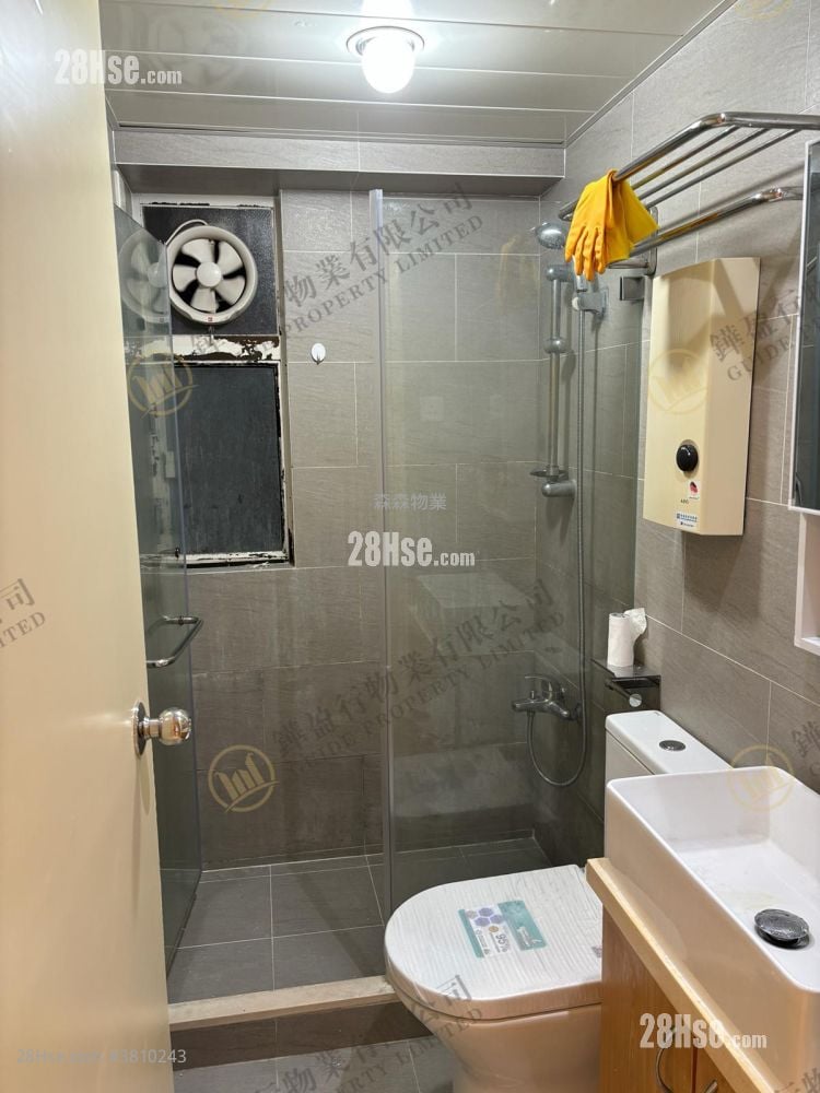 華蘭花園 租盤 2 房 , 1 浴室 379 平方呎