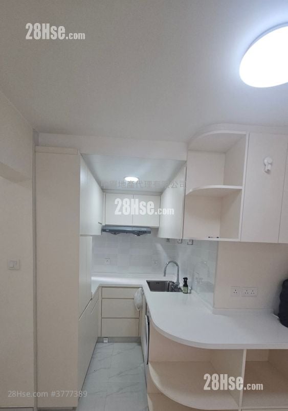 On Ning Garden Sell 2 Bedrooms , 1 Bathroom